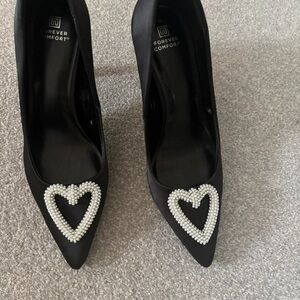 LuLaRoe Elegant Black Heels with Pearl Heart Detail